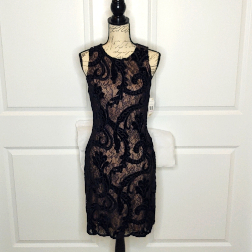 $950 NWT Carmen Marc Valvo Collection Sz 6 Black Lace/Silk Lining Party Dress 🎉